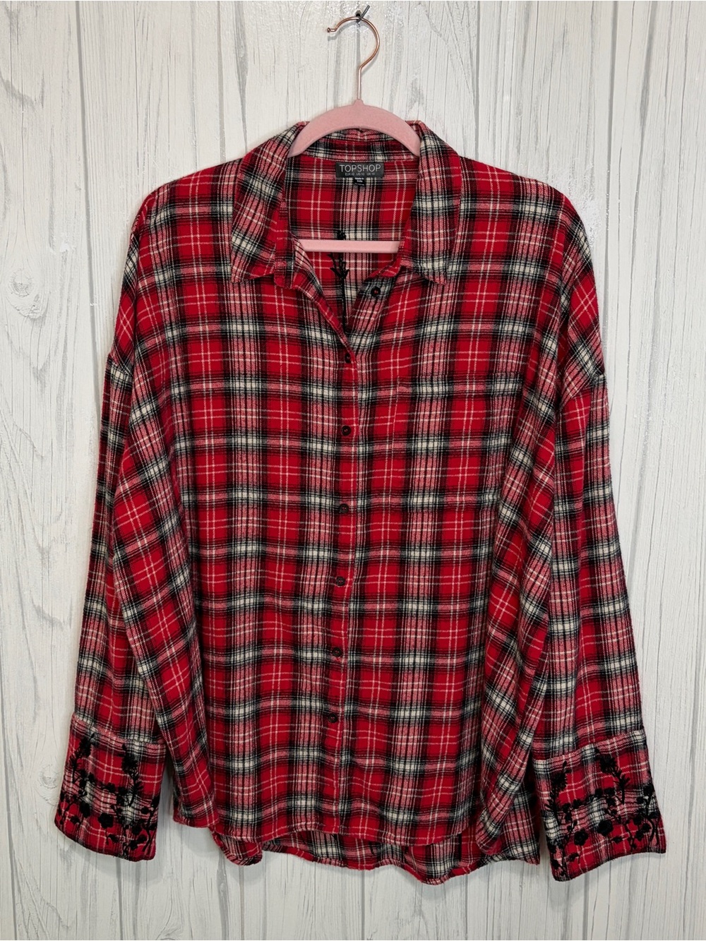 TOPSHOP Embroidered Plaid Flannel‎ Button Down in Red, White & Black, Size 10